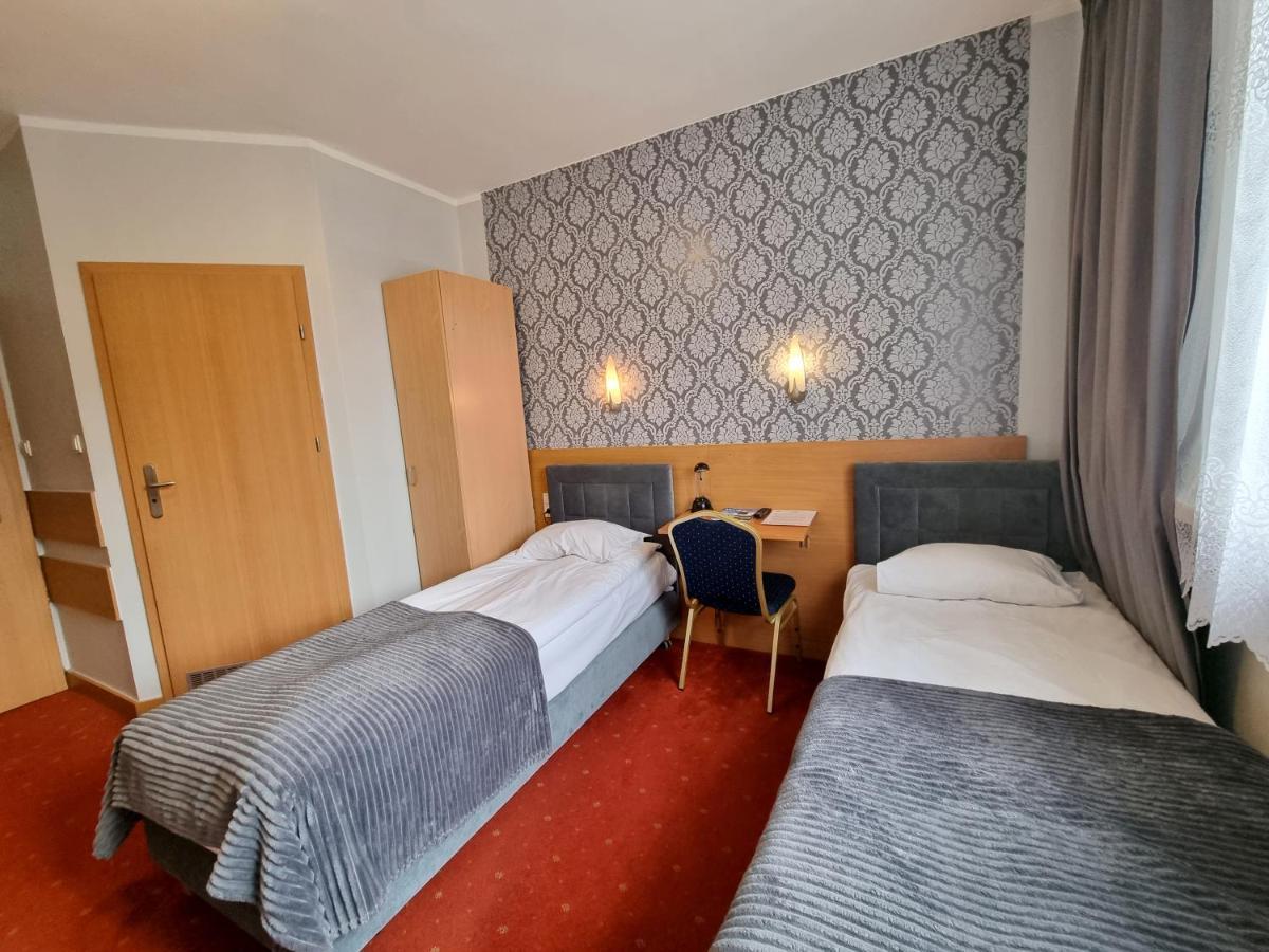 Hotel Orbita Breslavia Exterior foto